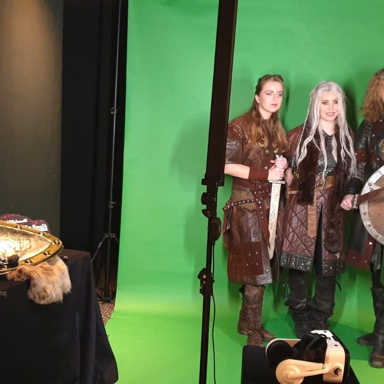 Cabina Foto Black Boothy | Photo Booth Bucuresti 7 Cabina Foto Black Boothy | Photo Booth Bucuresti