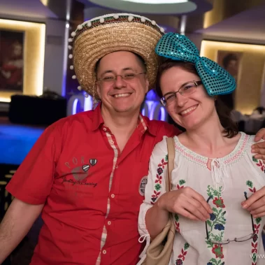 Amintiri haioase la petrecerea mirilor 2018 Credo Events Hall 27 Distractie la Photo Booth Cabina Inchisa cu cele mai tari props uri