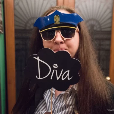 Amintiri haioase la petrecerea mirilor 2018 Credo Events Hall 7 Photo Booth props uri haioase la Cabina Inchisa