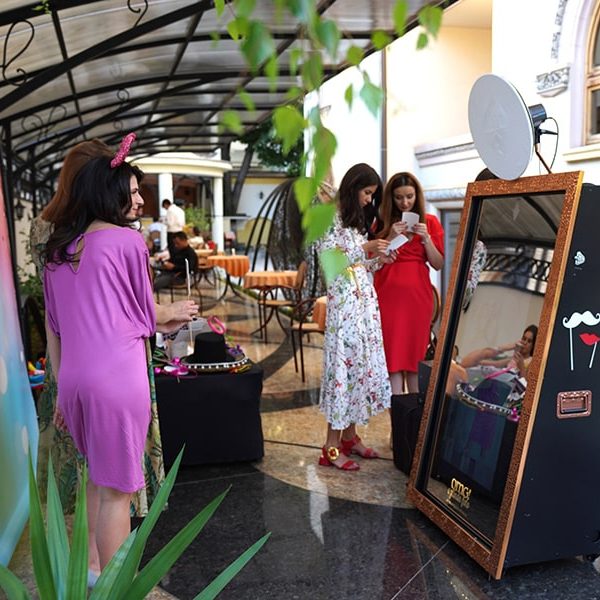 Oglinda Foto OMG! 4 Photobooth Oglinda foto OMG!