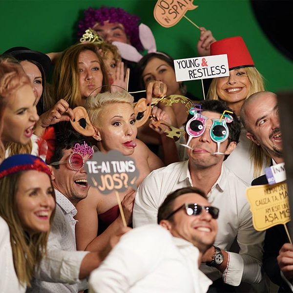 Propsuri personalizate pentru cabina foto 2 Propsuri personalizate pentru cabina foto