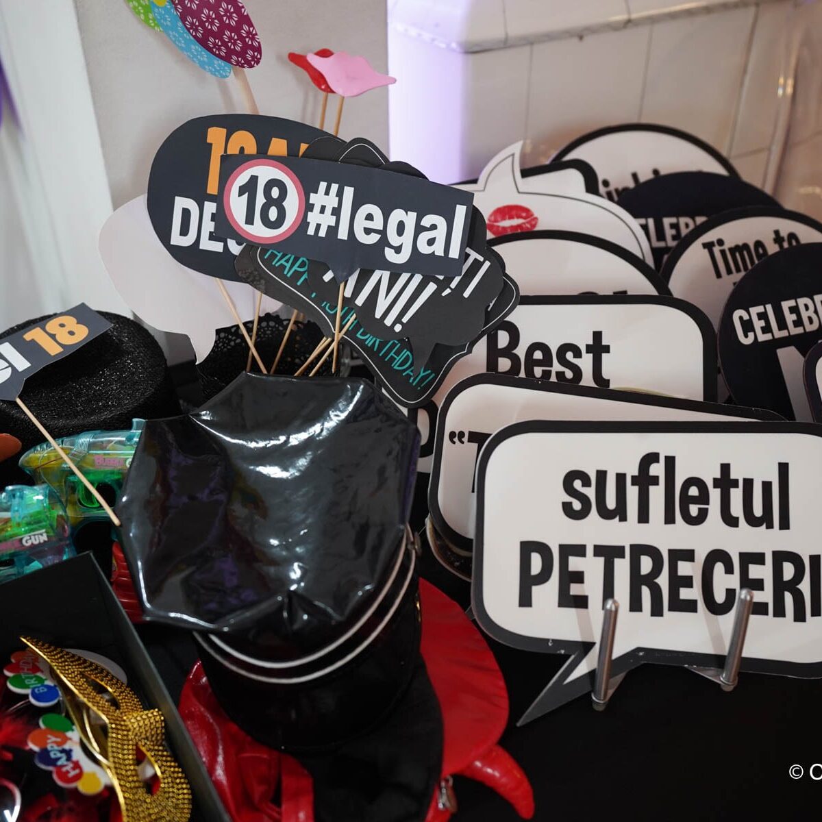 Propsuri personalizate pentru cabina foto 3 Recuzita pentru majorat