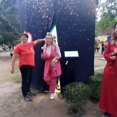 PhotoBooth | Video Booth 360 pentru festival sau gala 25 Festivalieri în imersiune completă cu video booth 360 și green screen la UNTOLD.