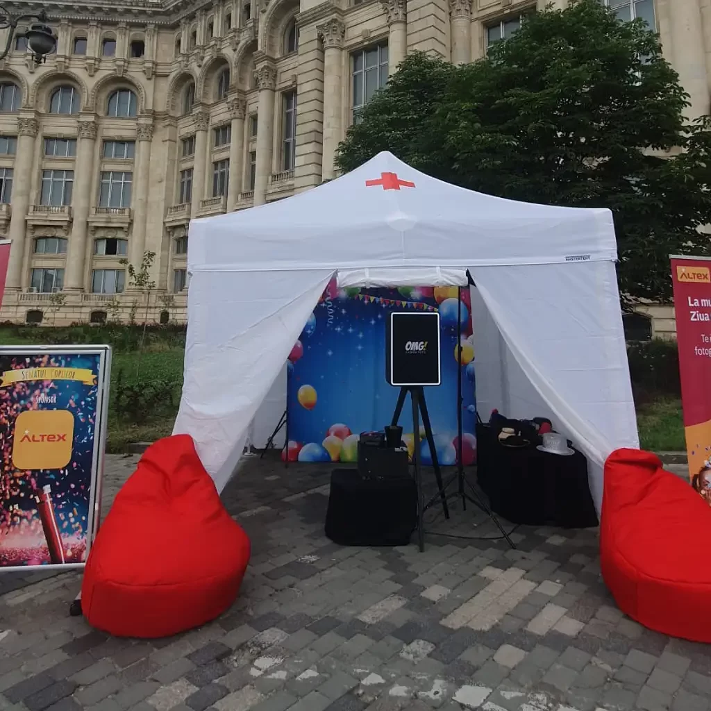 Cabina Foto Black Boothy | Photo Booth Bucuresti 3 Cabina Foto Black Boothy | Photo Booth Bucuresti